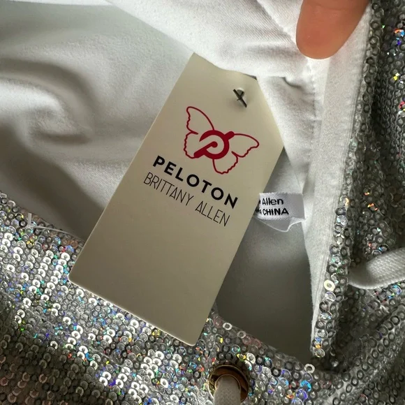 Sequin Cropped Hoodie peloton - Picture 4 of 4
